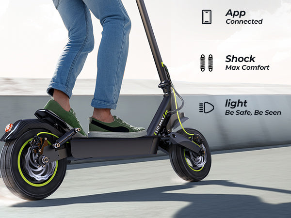 Experience all-terrain performance with the versatile isinwheel S10MAX electric scooter.