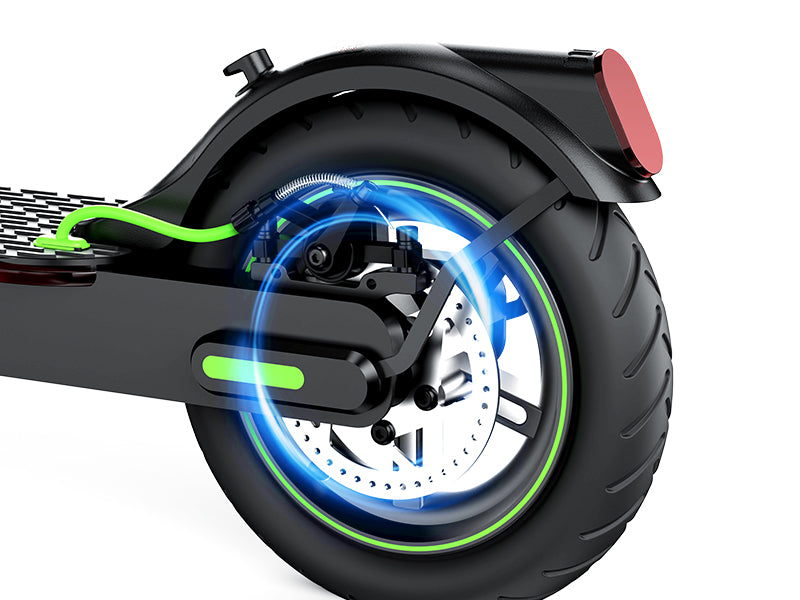 Responsive braking system on the isinwheel S9PRO e-scooter for safe city riding.