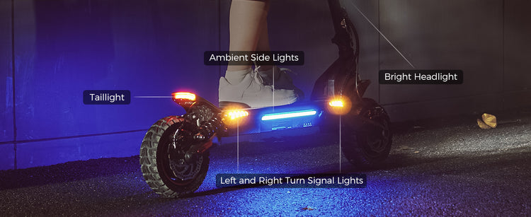 Electric Scooter iScooter iX7PRO's integrated lighting system provides reliable illumination for both urban commutes and off-road adventures.